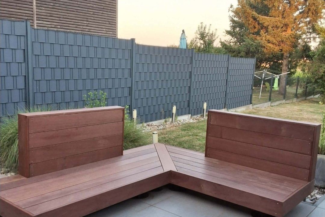 Banc d'angle en bois sur mesure, réalisation Rovéo Châssis